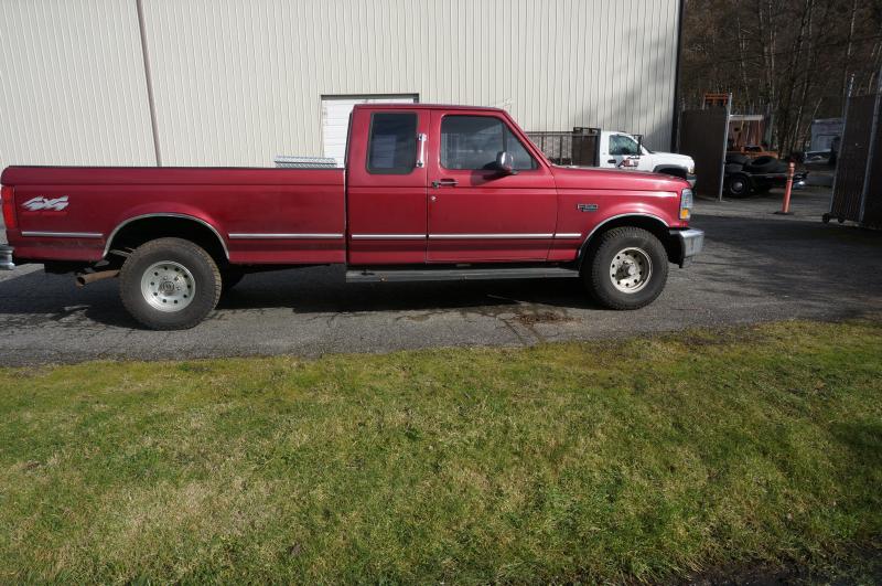 1995 Ford Truck-F150 Used Front Axle Assembly