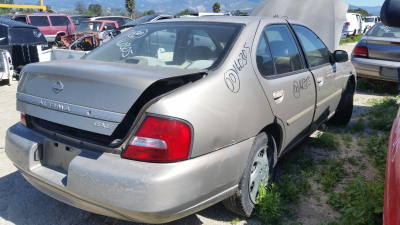 2001 Nissan Altima Used Bumper Assy (Rear) Includes Cover