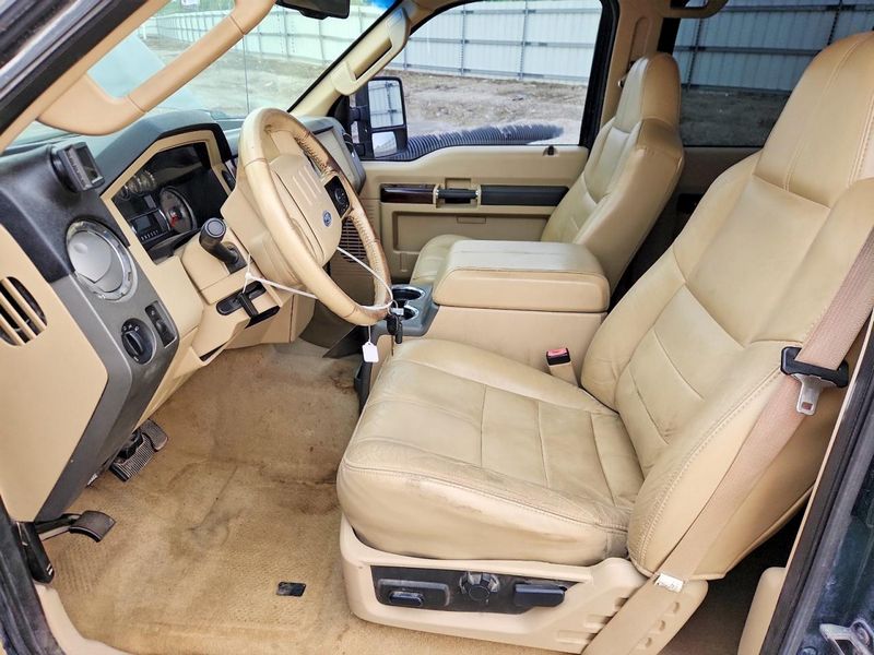 2008 Ford Truck-F250 Super Duty Used Console Front