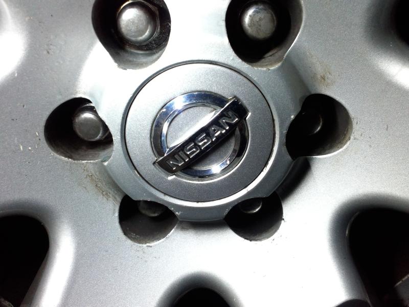 2011 Nissan Armada Used Center Cap