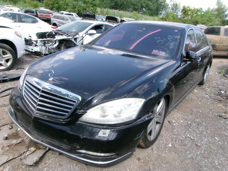 2013 Mercedes S Class Used Bumper Assy (Front) Includes Cover
