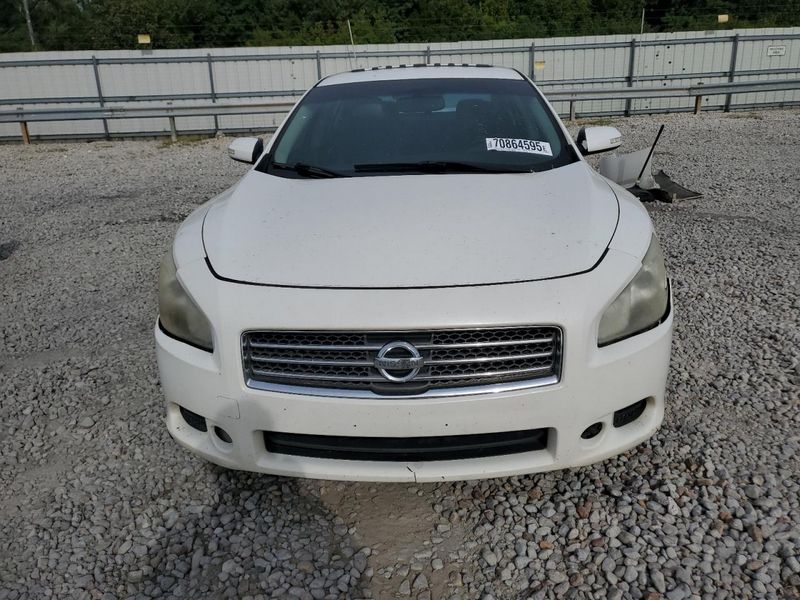 2014 Nissan Maxima Used Front Door Hinge