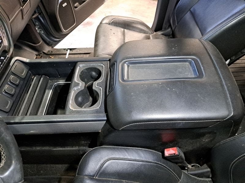 2015 GMC Sierra 1500 Center Console