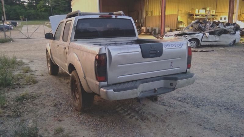 2001 Nissan Frontier Seat Belt Front