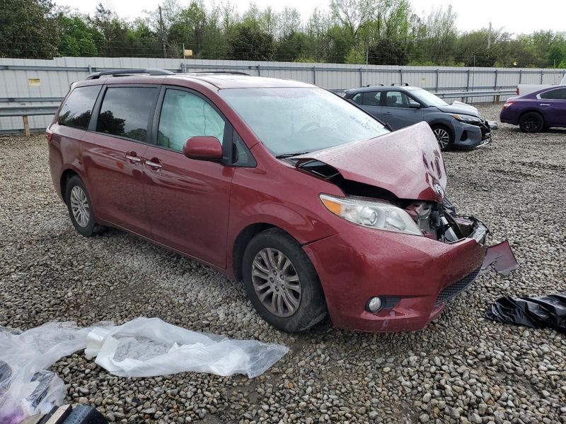 2015 Toyota Sienna Mirror Door
