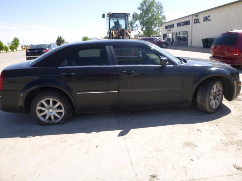 2005 Chrysler 300 Fuse Box (Cabin)