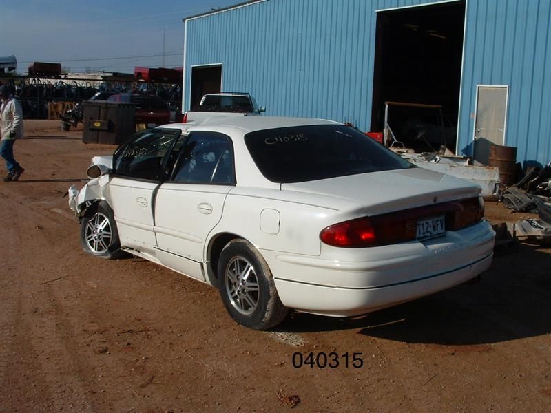 2000 Buick Regal Bumper Assy (Rear) Includes Cover