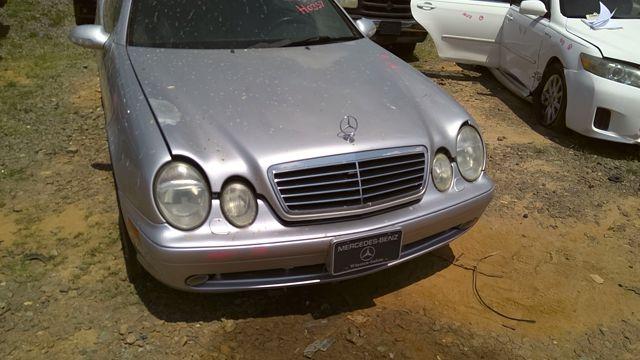 2000 Mercedes CLK Fender