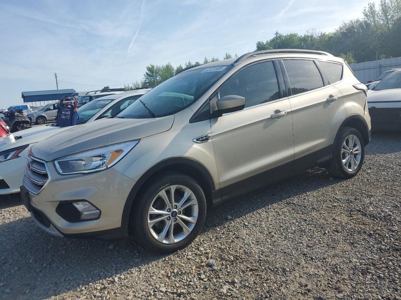 2018 Ford Escape Fuse Box (Engine)