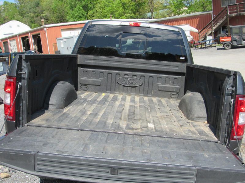 2018 - FORD TRUCK-F150 - Pickup Bed