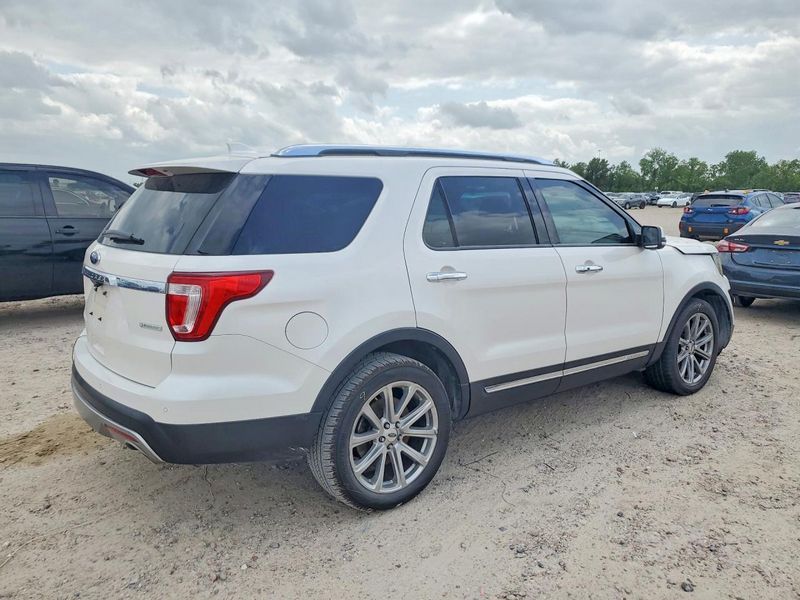 2015 Ford Explorer Door Rear