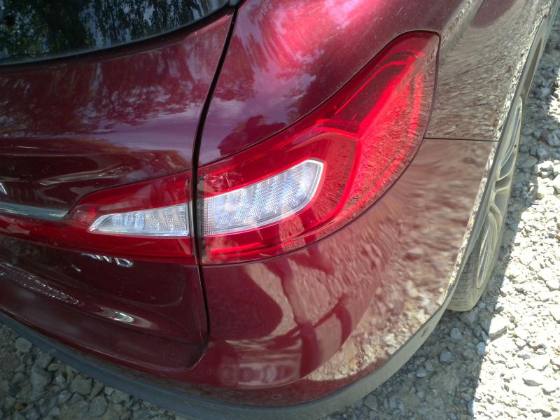 2016 Lincoln MKX Tail Light