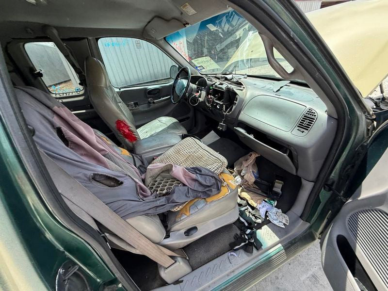 1999 Ford Truck-F250 Super Duty Seat Belt Front
