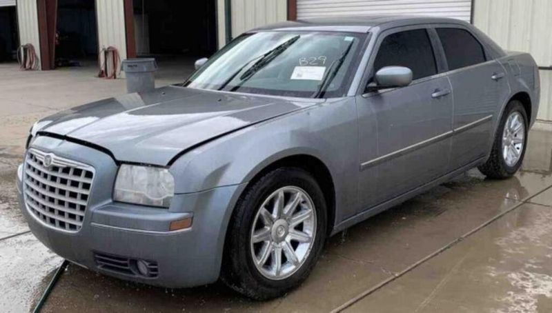 2006 Chrysler 300 Wheel