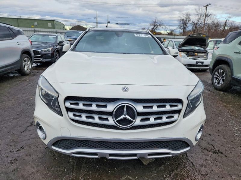 2019 Mercedes GLA Class Bumper Assy (Front) Includes Cover