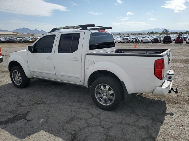 2016 Nissan Frontier Glass Rear Door