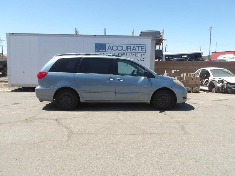 2004 Toyota Sienna Door Rear