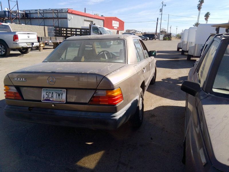 1989 Mercedes 300E Fuel Tank