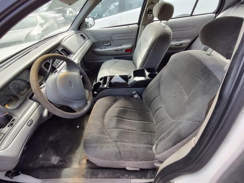 2000 Ford Crown Vic Used Seat Belt Front