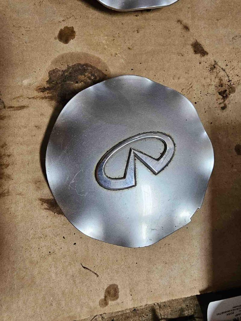 2006 Infiniti FX Used Center Cap