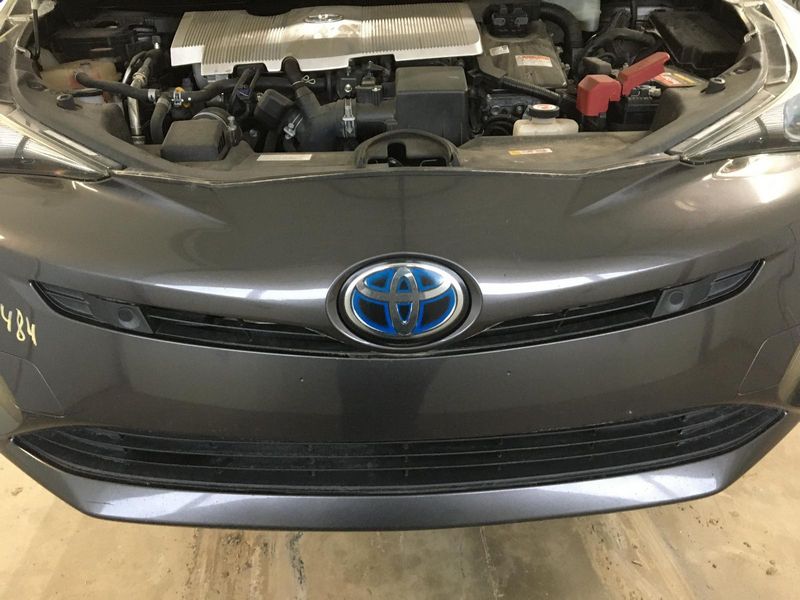 2017 Toyota Prius Used Grille Lower