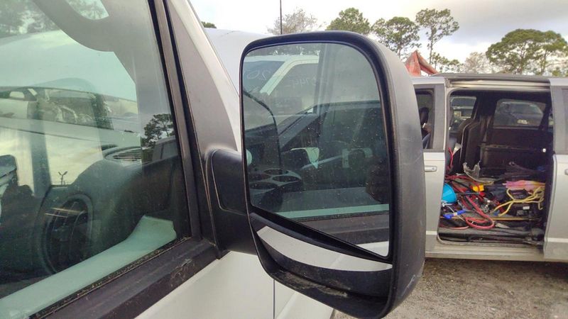 2002 Ford Van E450 Super Duty Used Mirror Door