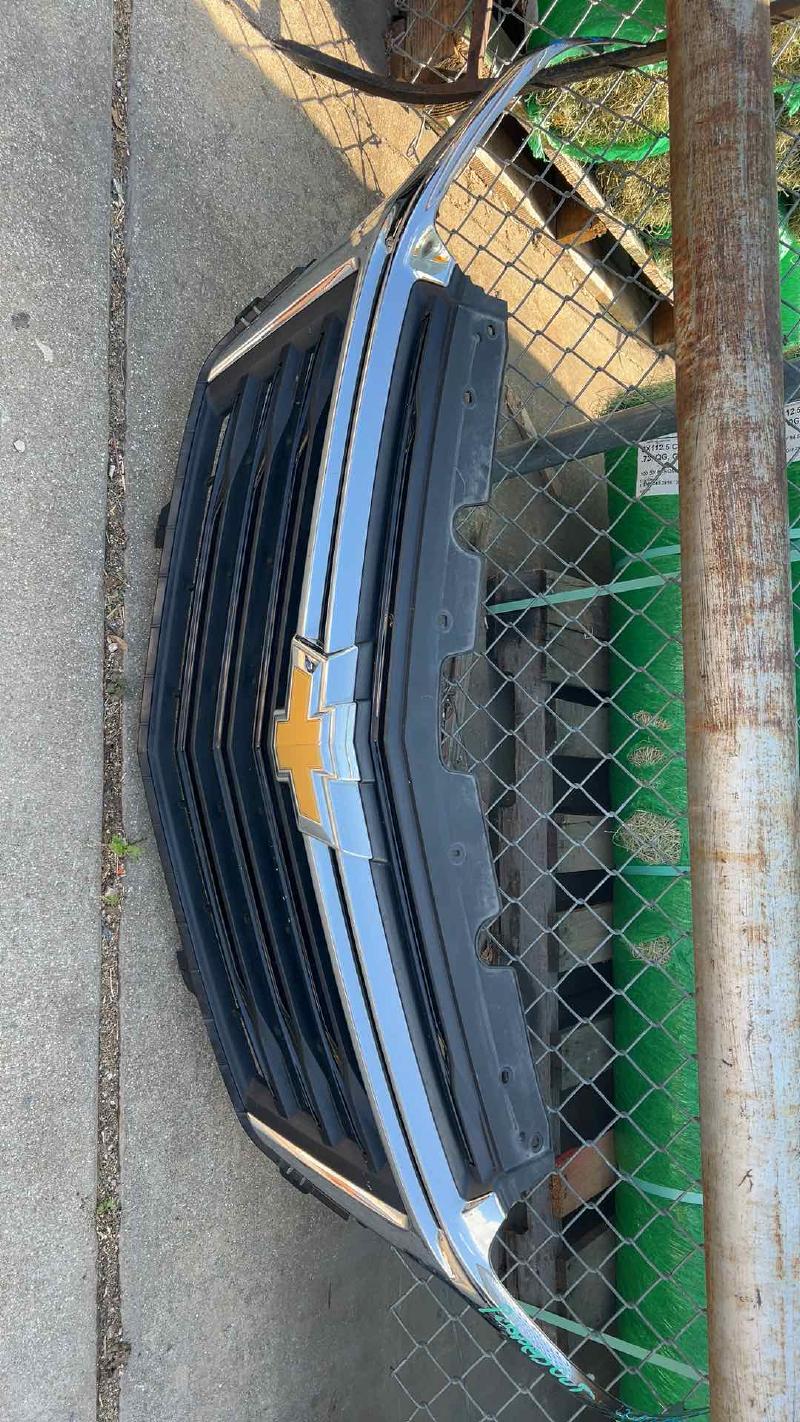 2022 Chevy Equinox Used Grille