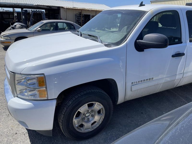 2013 Chevy Truck-Silverado 2500 Used Door Front