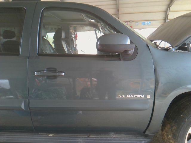 2010 Gmc Truck-Yukon Xl1500 Used Door Front