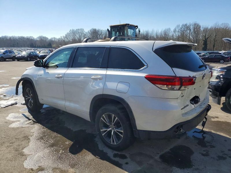 2018 Toyota Highlander Used Door Rear