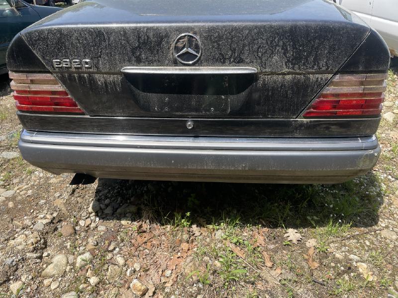 1994 Mercedes E Class Used Bumper Assy (Rear) Includes Cover